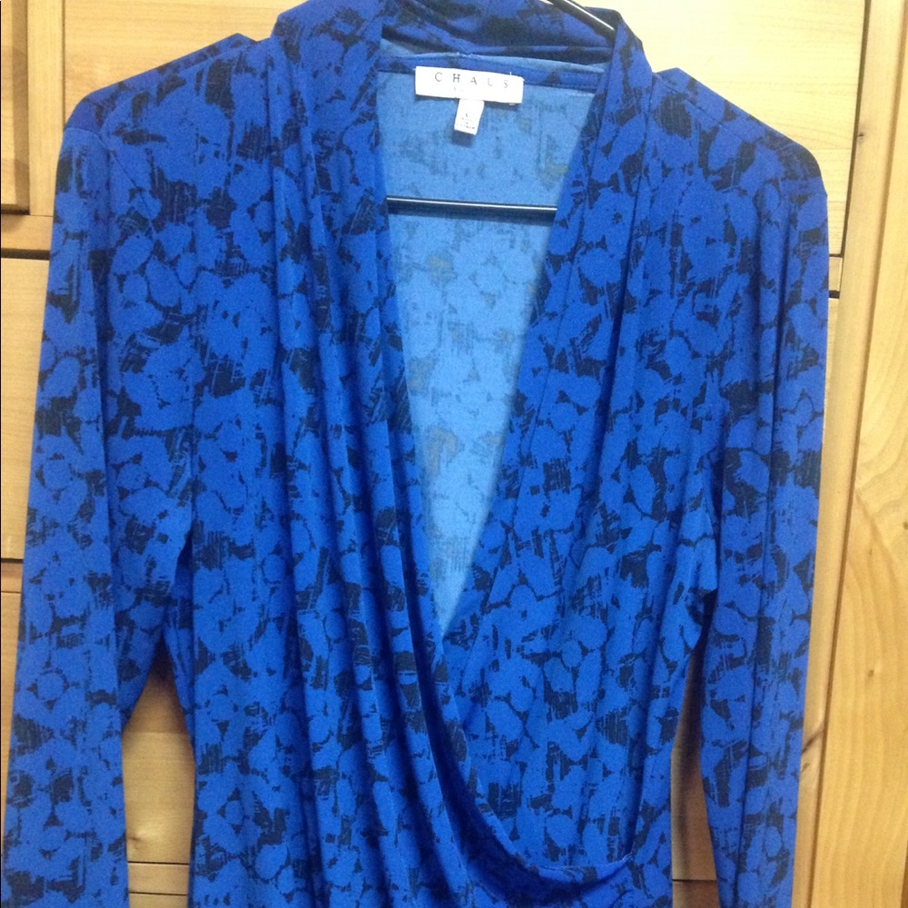 Chaus black and blue long sleeve top